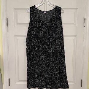 Old Navy Black  and White Polka Dot Sleeveless Dress